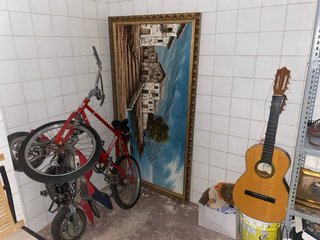 Lote Antigüedades Figuras y Guitarra