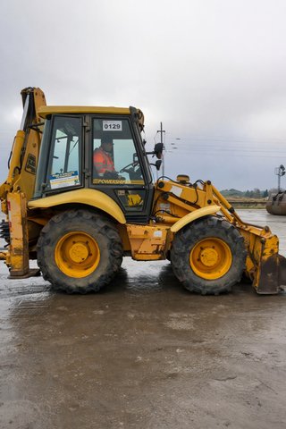 Retroexcavadora mixta JCB MIDI CX