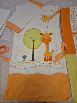 Conjunto Cuna Bebé Jirafas