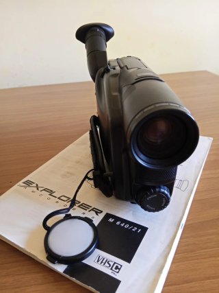 Videocamera Philips Explorer M640 VHS-C 15€