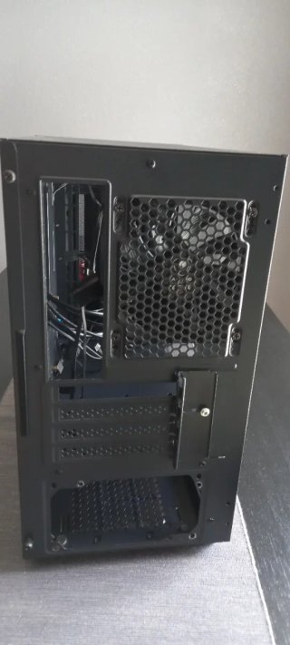 Caja PC Gaming Cougar