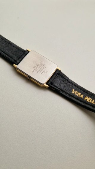 Seiko Dolce estilo Tank