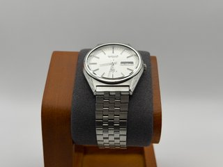 Seiko Quartz Type II (SQ) 7546-8000 Plata