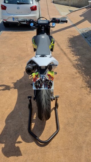 Husqvarna 701 SM
