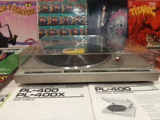 Tocadiscos Pioneer japonés