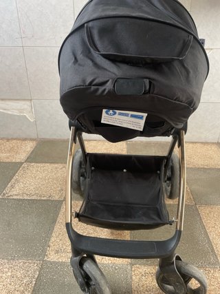 Passeggino per neonati nero