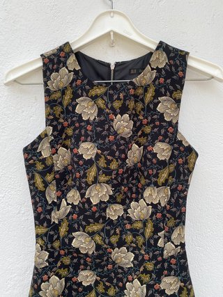 Vestido Zara Estampado Floral Negro
