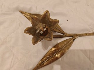 Cenicero latón antiguo flor años 70