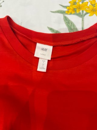 Vestido rojo midi con cinturón