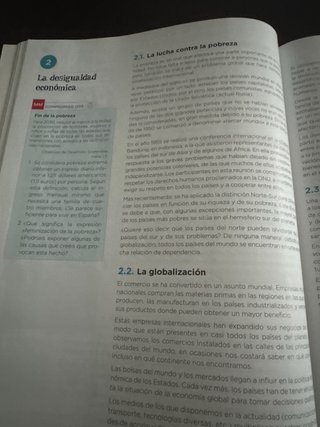 Educación en valores cívicos y éticos 978841431016