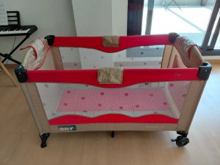 Cuna de viaje plegable con colchón