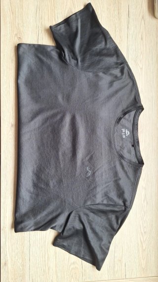 Camiseta deportiva negra talla XL
