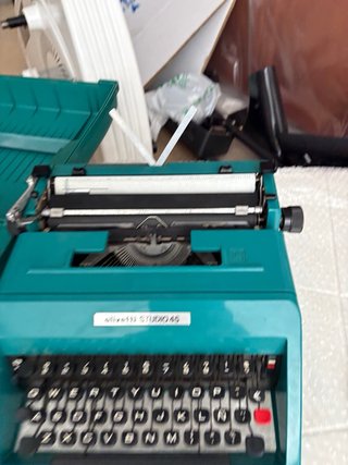 Máquina de escribir Olivetti Studio 45