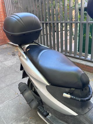 Honda Dylan 125 Scooter