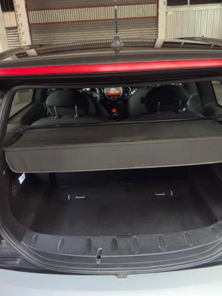 MINI Clubman 2011