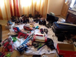 Lote de juguetes y artículos varios