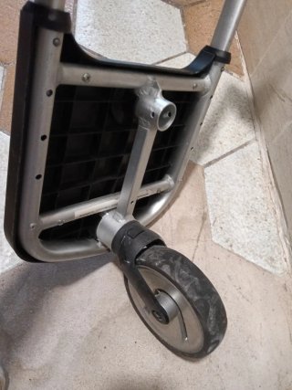 Patinete para silla de bebé