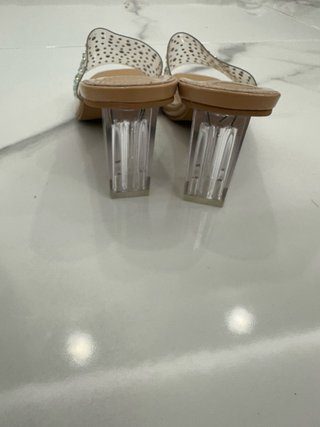 Tacones Beige Dorados Mujer