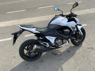 Kawasaki Z800 ABS Naked