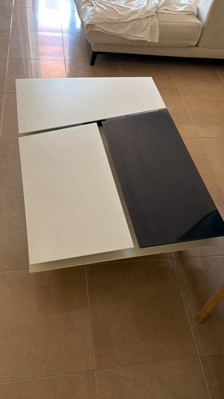 Mesa de centro elevable blanca y madera