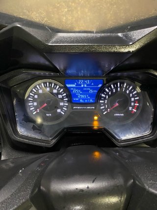Honda Forza 125 Negra/Gris