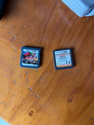 ¡COMO NUEVA! Nintendo 3DS Azul + Cargador y Juegos