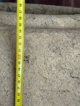 Macetero de piedra grande para jardín