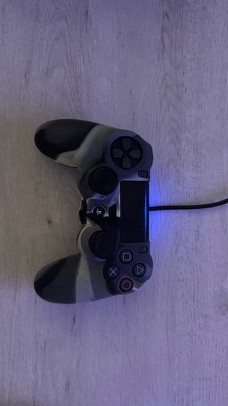 PS4 Pro 1TB Negra + GTAV