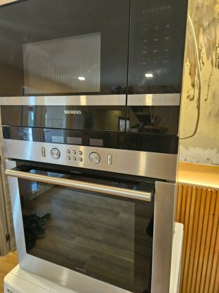 Horno y Microondas Siemens