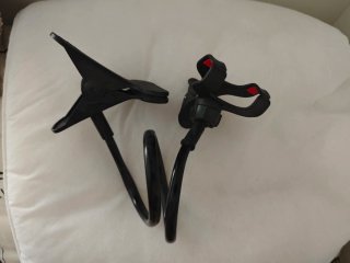 Soporte flexible para móvil