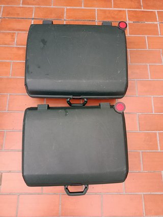 Maletas Samsonite Verdes con Detalles Rojos