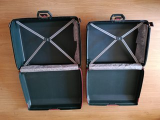 Maletas Samsonite Verdes con Detalles Rojos