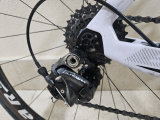 Bicicleta BH AERO RC  Contrareloj/Cabra