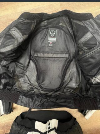 Mono de moto Arlen Ness deportivo