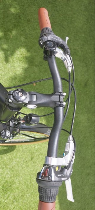 Bicicletas urbanas negras