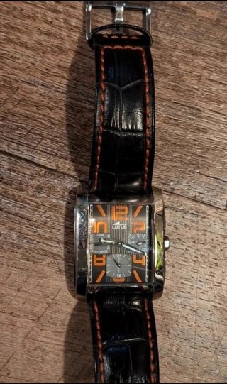 Reloj Lotus