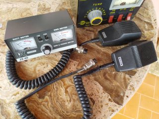 Equipos radio afic. 27 MHz Zetagi BV 131 y Pihernz