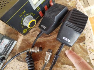 Equipos radio afic. 27 MHz Zetagi BV 131 y Pihernz