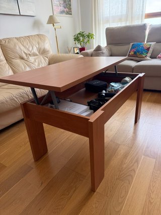 Mesa negociable de centro elevable de madera