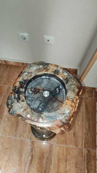 Columna de mármol decorativa