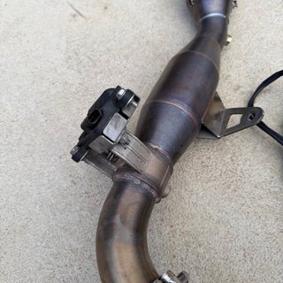 Linea de escape completa con válvula Yamaha R9