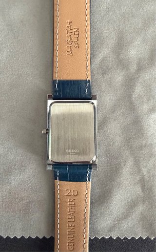 Reloj Seiko Quartz tank Azul Cuero