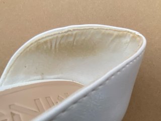 Zapatos de tacón blancos Mango