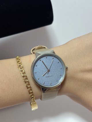 Reloj Parfois Beige y Plateado