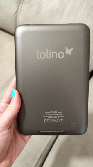 eBookTolino Shine 6"  con funda y cable