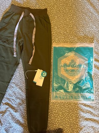 Pantalón jogger uniforme sanitario