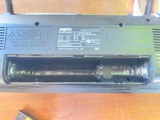 Radio Cassette Sanyo Negro