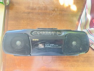 Radio Cassette Sanyo Negro