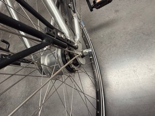 Bicicleta Volkswagen de ALUMINIO CEPILLADO.