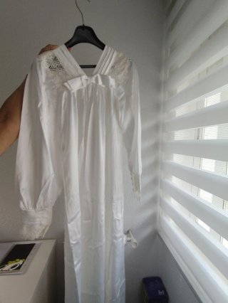 Conjunto Novia Camisón y Bata Blanco